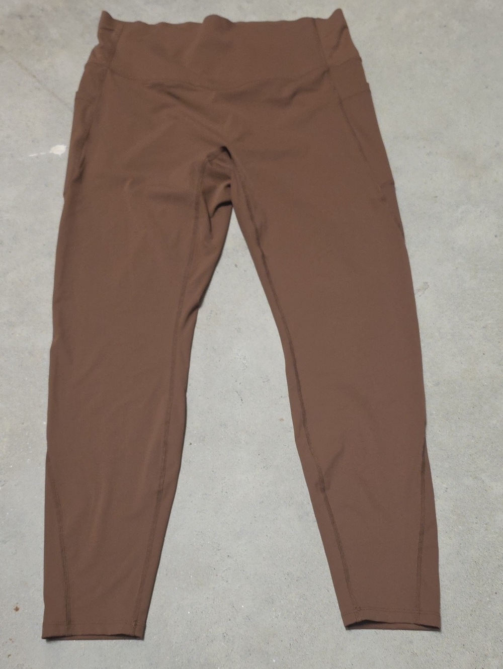 Nwt Halara TUMMY CONTROL LEGGINGS